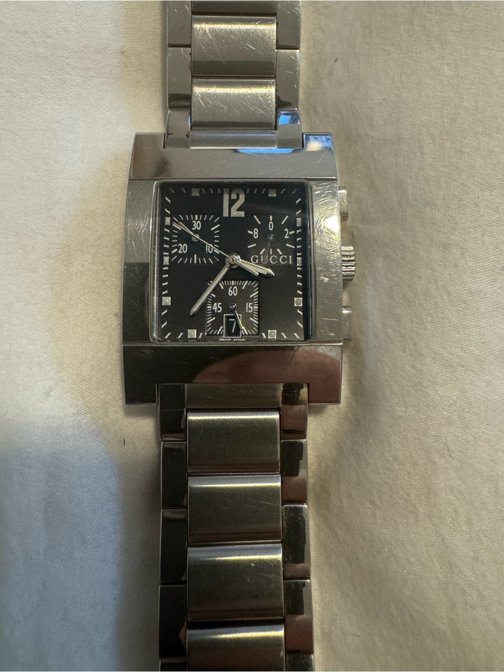 Gucci Stainless Steel 7700 Chrono Men's Watch with Black Dial and Bracelet